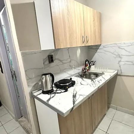 Aleka Apartment *